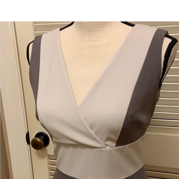 Andrew Marc Dress, Marc New York Dress in Taupe and Beige, Size 6 - Picture 4 of 14